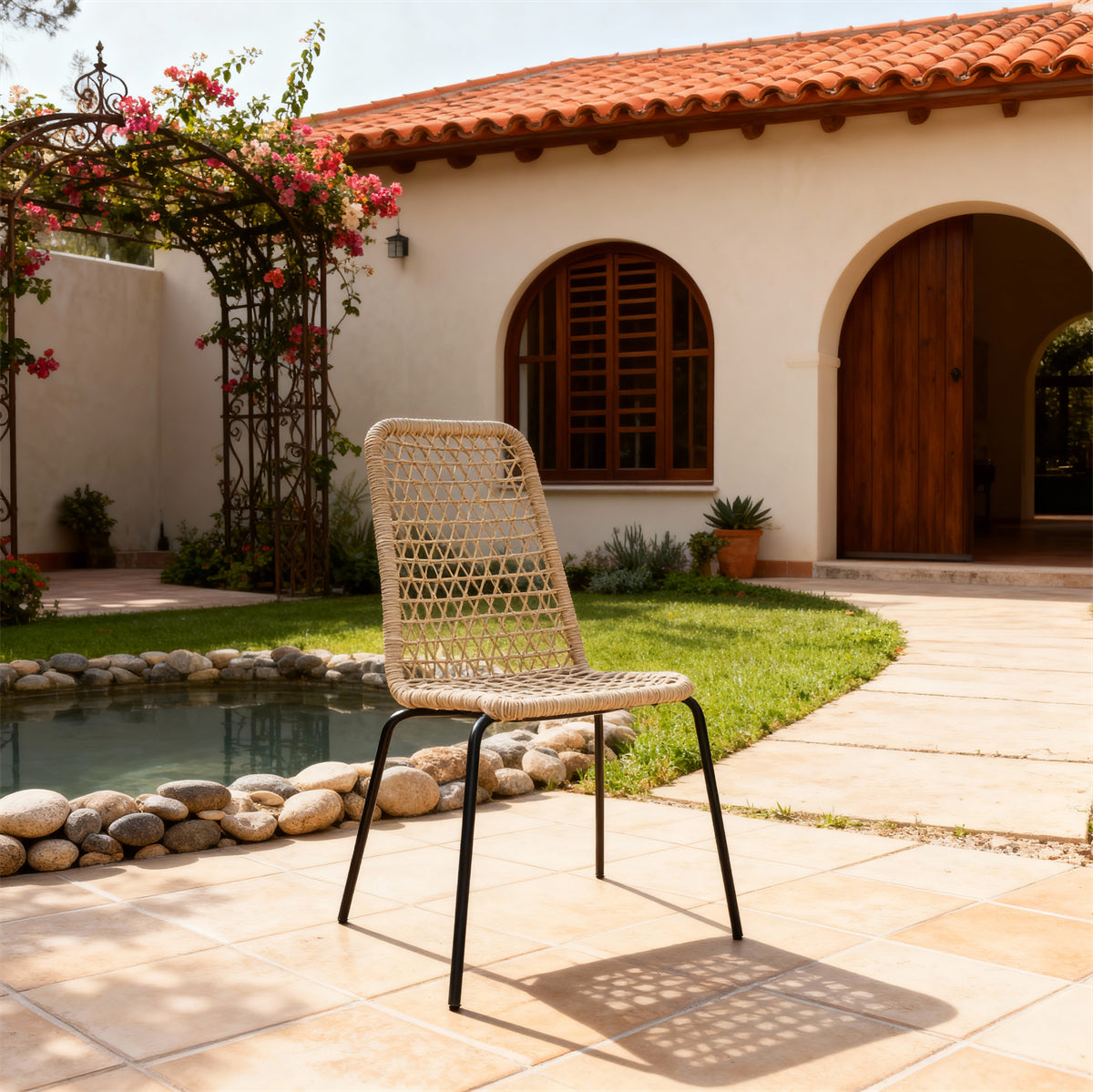 DTY2516 Beige Grid-Woven Rope Outdoor Chair with Black Metal Legs – Mexican Hacienda Courtyard Weather-Resistant Lounge Chair