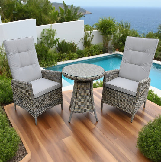 Light Grey Wicker 2 - Piece Outdoor Bistro Set with Round Glass Table – Stylish Patio Furniture